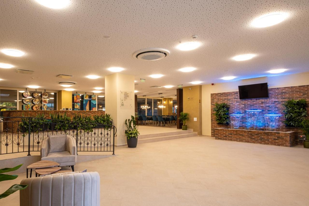 Fiald Hotel & Spa บาเคา ภายนอก รูปภาพ