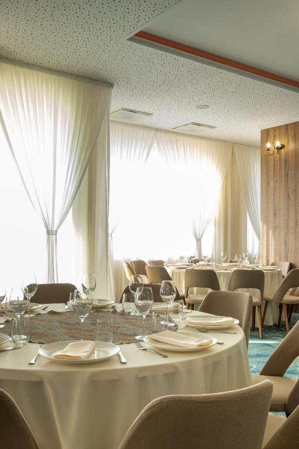 Fiald Hotel & Spa บาเคา ภายนอก รูปภาพ